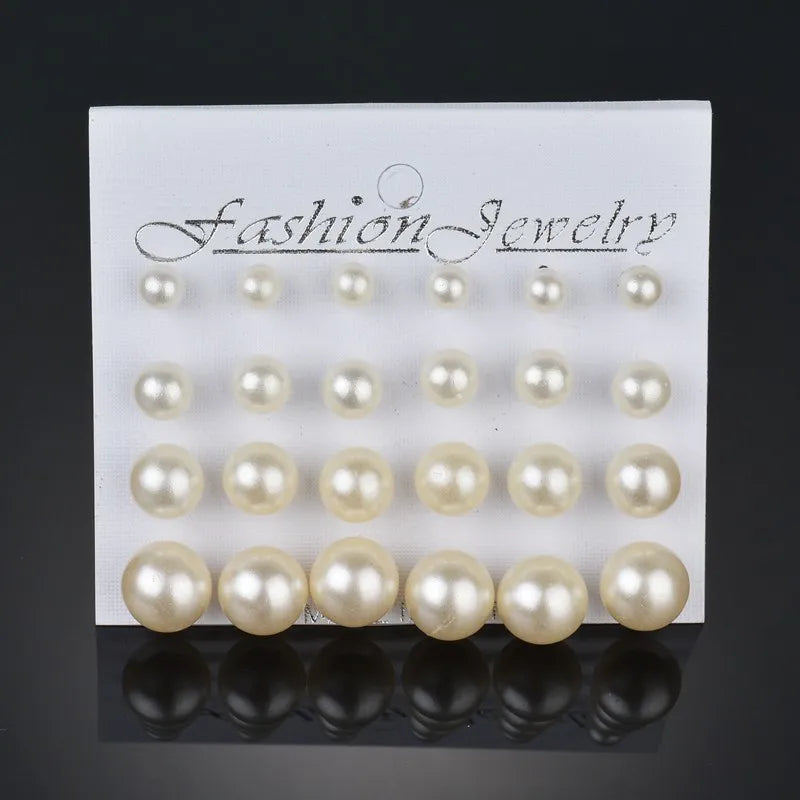 18 Pairs of Simple Earrings