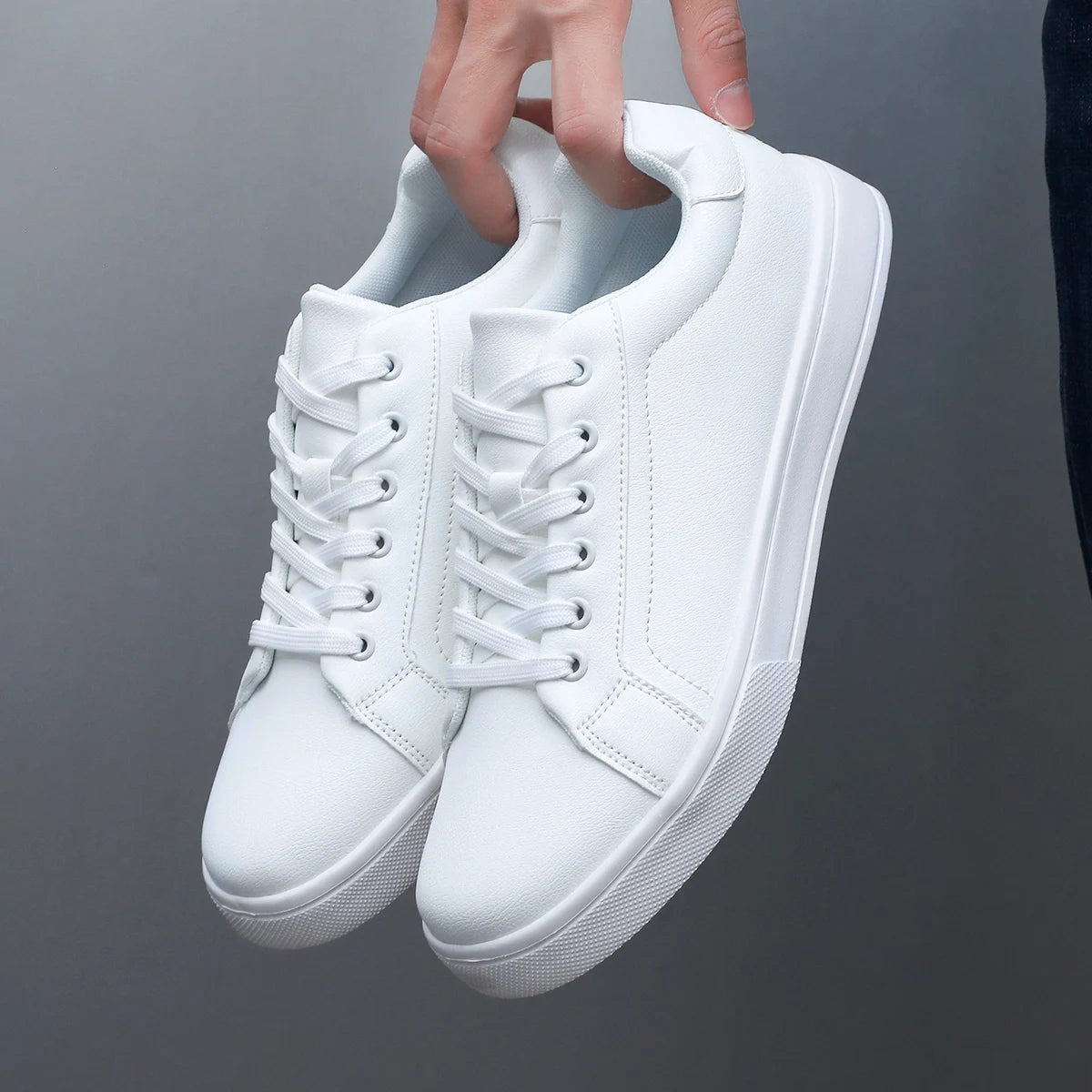 Classic Man Sneakers