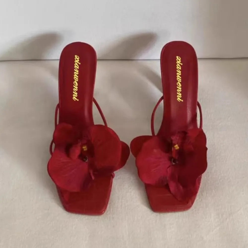 Elegant Flowers Design Women's Sandals