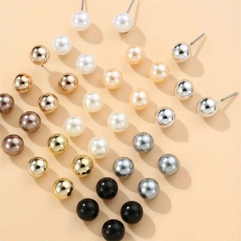 18 Pairs of Simple Earrings