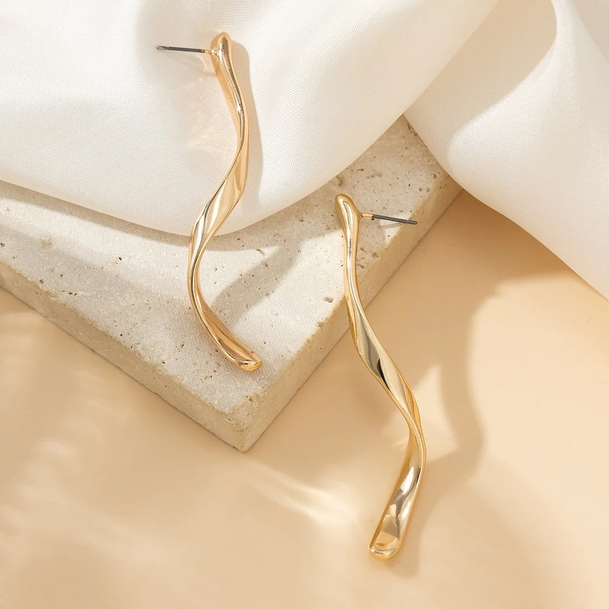 Exquisite Hanging Earrings