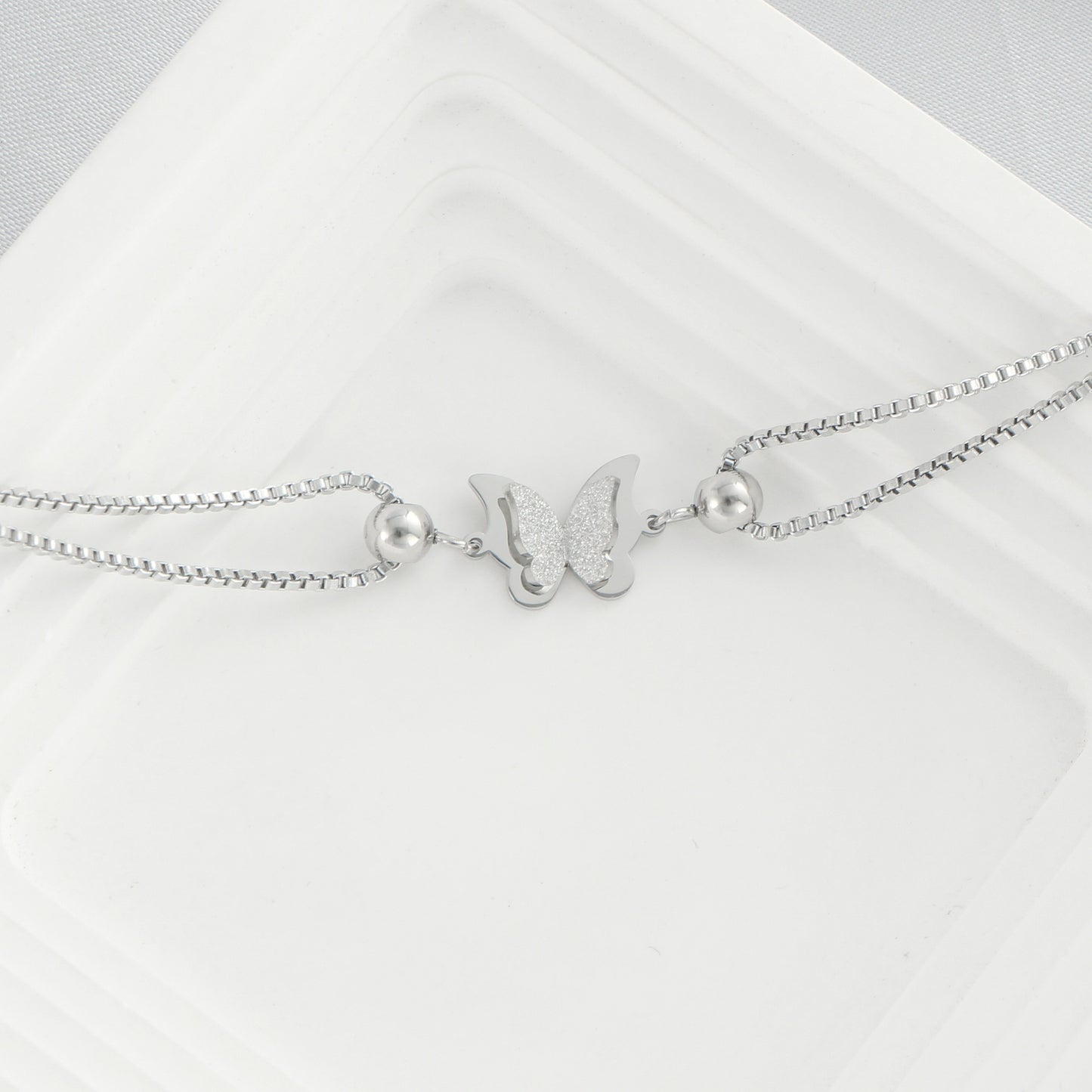 1PC Delicate Butterfly Shaped Beads Chain Anklet - Waterproof, Travel-Friendly, Beach-Perfect, Street-Chic Ankle Bracelet for Women